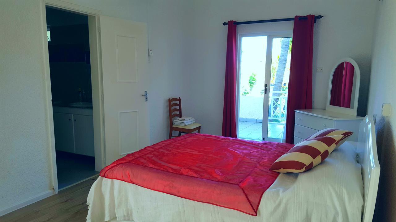 Villa In Le Tamier, 4 Bedrooms, 300M Flic En Flac Beach 외부 사진